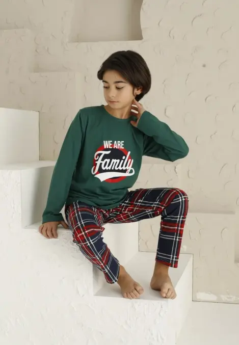 Pijama Băieți, Mânecă Lungă si Pantaloni Lungi, Imprimeu We Are Family,Culoare Verde,Engros